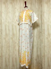 画像2: ヨーロッパ古着　可愛らしいアンティークフラワープリント×フリル×リボンテープ装飾♪　ふんわり乙女ガーリーヴィンテージドレス (2)
