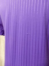 画像10: フリル ストライプ柄 パープル 綺麗なシルエットデザイン ヨーロッパ古着 半袖 シャツ ヴィンテージブラウス【5248】 (10)