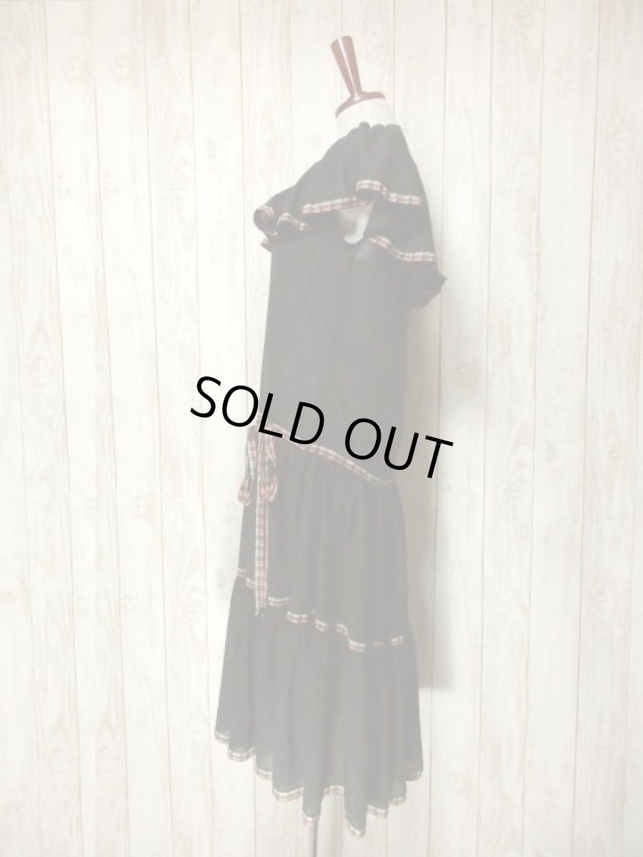 画像8: 大きな襟 チェック柄 ブラック ウエストリボン ノースリーブ レトロ ガーリー USA古着 ヴィンテージドレス【5362】 (8)