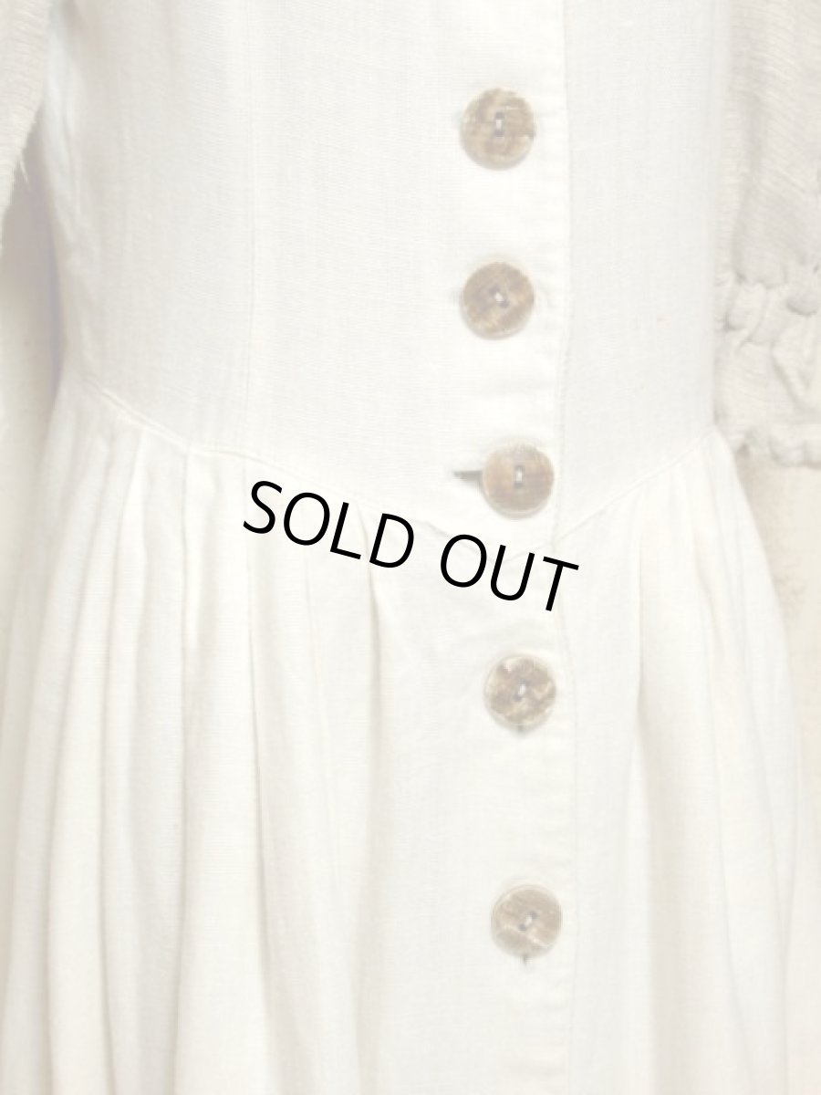 画像8: 大人フォークロア×かぎ編み切り返しデザイン レトロアンティークなウッド調ボタン装飾 ディアンドル チロルワンピース ドイツ民族衣装 舞台 演奏会 フォークダンス オクトーバーフェスト 【5375】 (8)