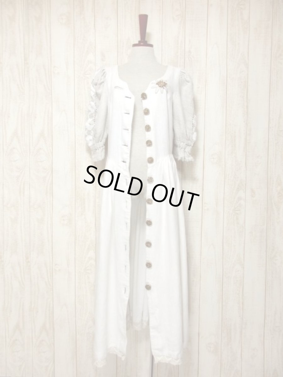 画像11: 大人フォークロア×かぎ編み切り返しデザイン レトロアンティークなウッド調ボタン装飾 ディアンドル チロルワンピース ドイツ民族衣装 舞台 演奏会 フォークダンス オクトーバーフェスト 【5375】 (11)