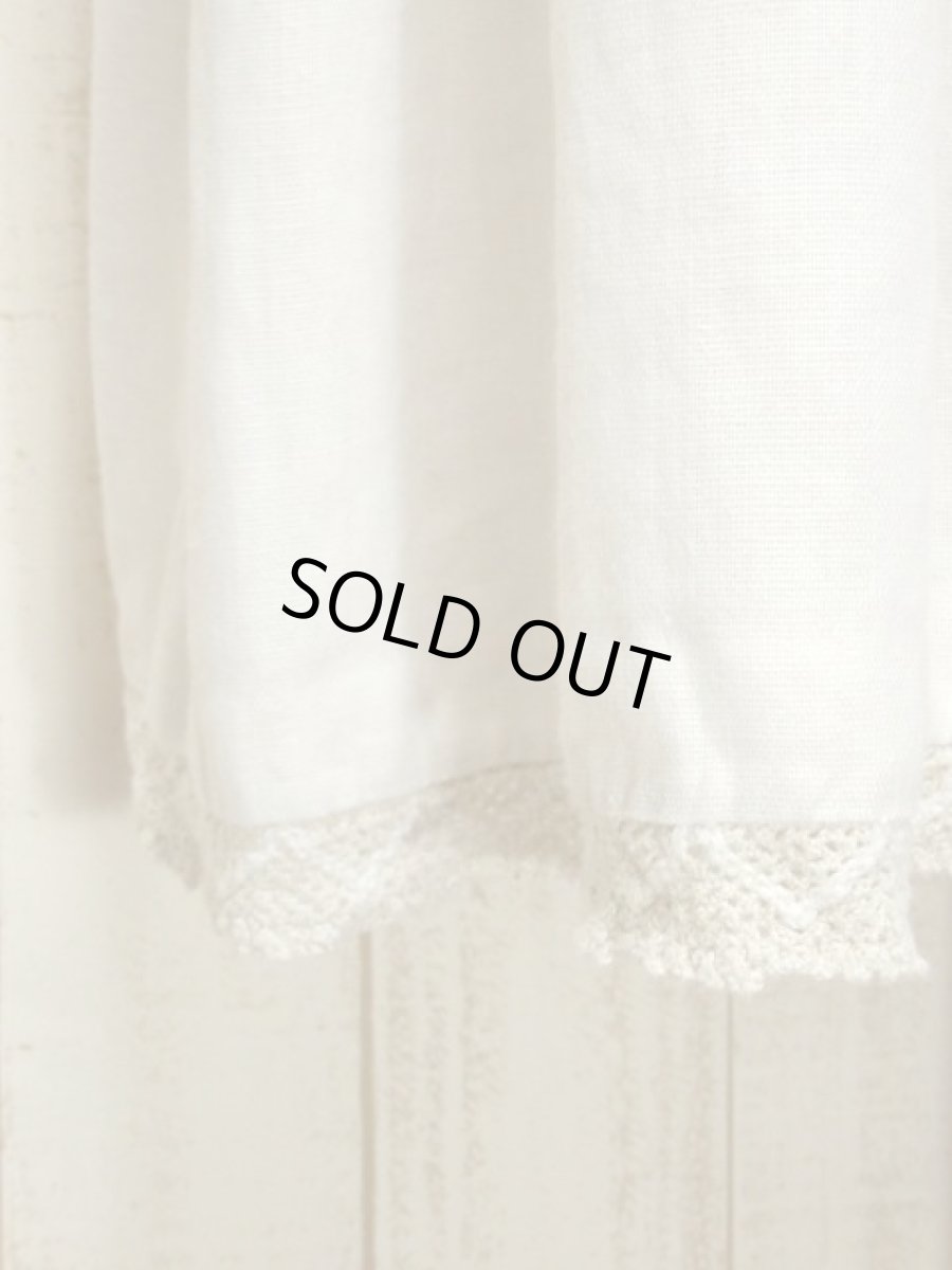 画像10: 大人フォークロア×かぎ編み切り返しデザイン レトロアンティークなウッド調ボタン装飾 ディアンドル チロルワンピース ドイツ民族衣装 舞台 演奏会 フォークダンス オクトーバーフェスト 【5375】 (10)