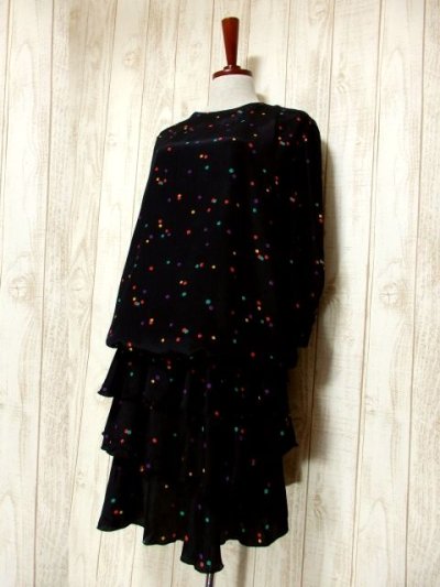 画像1: ヨーロッパ古着　カラフルドット柄×3段ティアードスカートデザイン♪　大人レトロガーリーヴィンテージワンピース