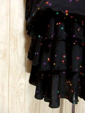 画像10: ヨーロッパ古着　カラフルドット柄×3段ティアードスカートデザイン♪　大人レトロガーリーヴィンテージワンピース (10)