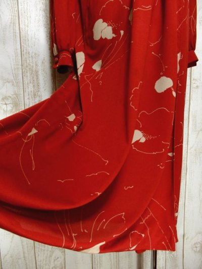 画像2: ヨーロッパ古着　ドイツ製×リーフプリント♪　めずらしいスカートデザイン★　ヨーロピアンヴィンテージワンピース