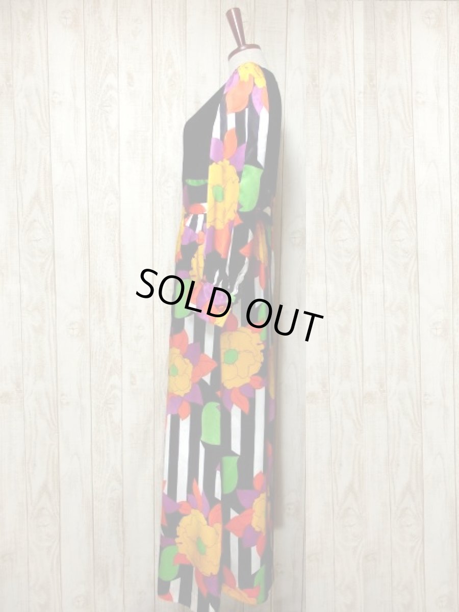 画像7: 70年代 サイケ  ポップ 花柄 スカーフ柄 ストライプ柄 ボーダー柄 モノクロ 長袖 レトロ 衣装にも ヨーロッパ古着 ヴィンテージドレス 【5408】  (7)