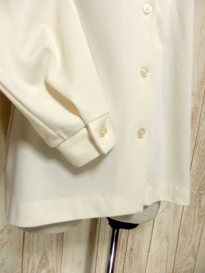 画像2: ナミナミの襟デザインが可愛い オフホワイトカラー USA古着 大人ヴィンテージブラウス【5422】