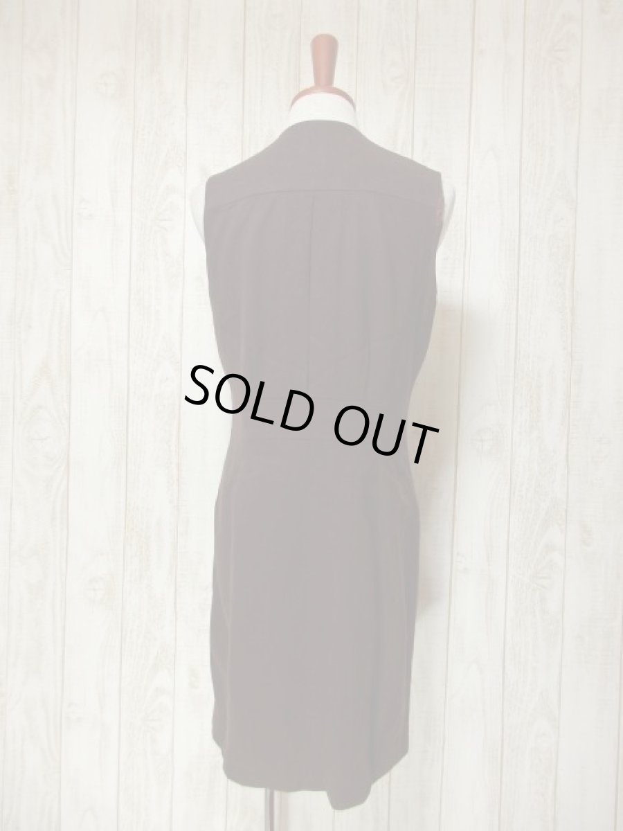 画像5: ブラウン 無地 前開き 羽織りにもおすすめ ノースリーブ レトロ USA古着 ヴィンテージワンピース【5420】 (5)