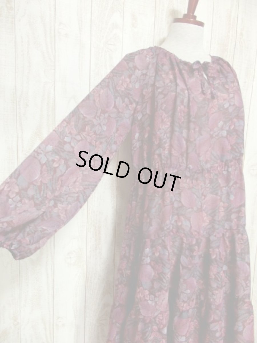 画像4: リーフ柄 首元リボン 上品 レトロ 長袖 ヨーロッパ古着 ヴィンテージワンピース 【5453】 (4)