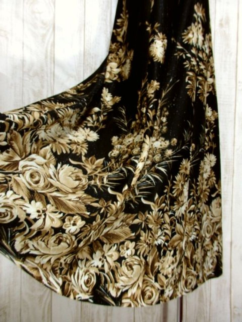 画像2: 70年代 花柄 ラメ フレア袖 ウエストリボン レトロモダン クラシカル ヨーロッパ古着 ヴィンテージマキシ丈ドレス【5516】