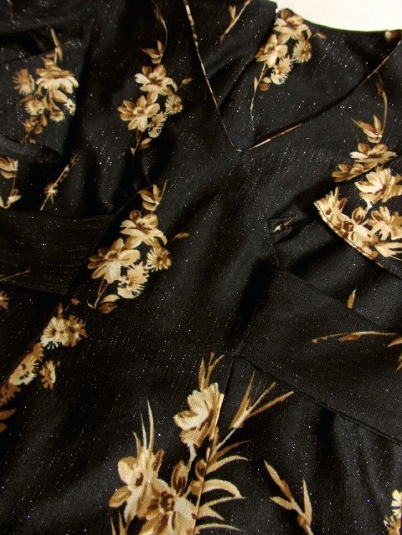 画像3: 70年代 花柄 ラメ フレア袖 ウエストリボン レトロモダン クラシカル ヨーロッパ古着 ヴィンテージマキシ丈ドレス【5516】