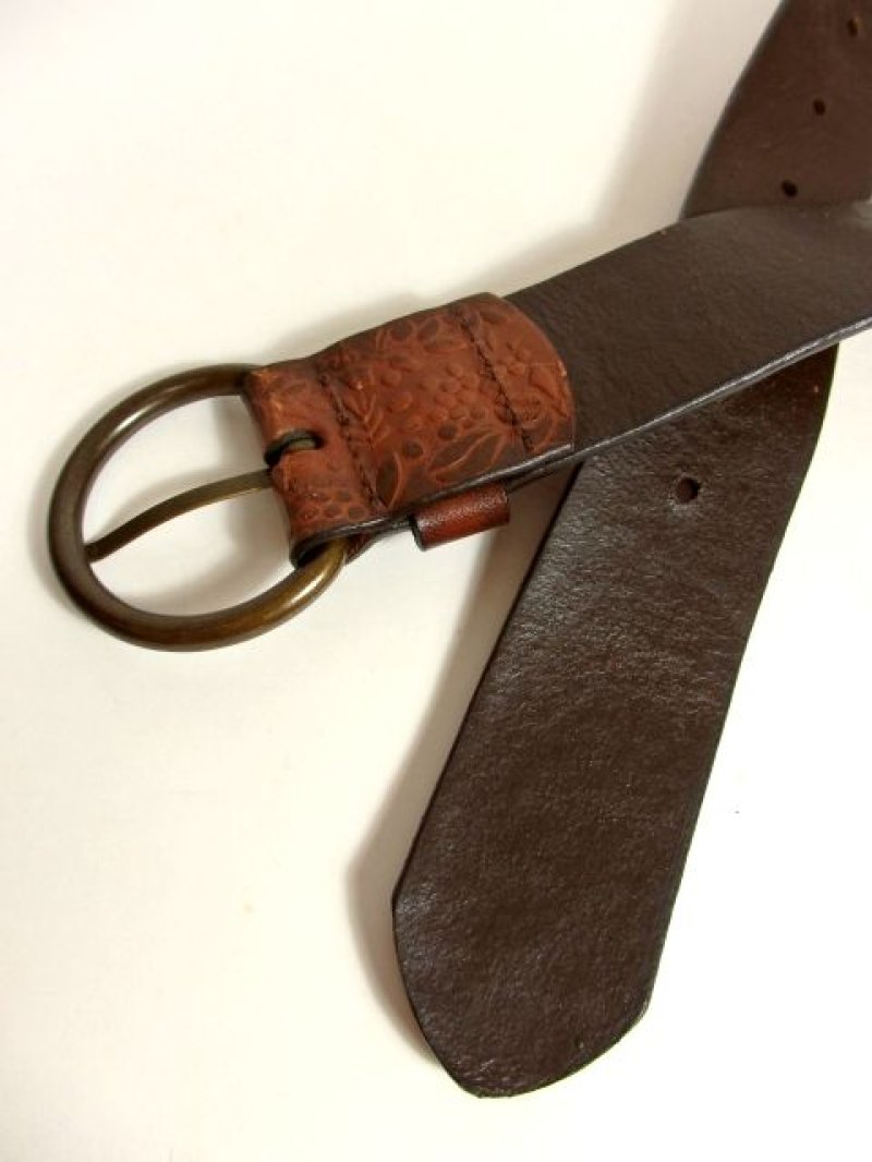 画像3: 型押し レザー ブラウン レトロアンティーク ヴィンテージ ヨーロッパ 古着 ベルト【5616】