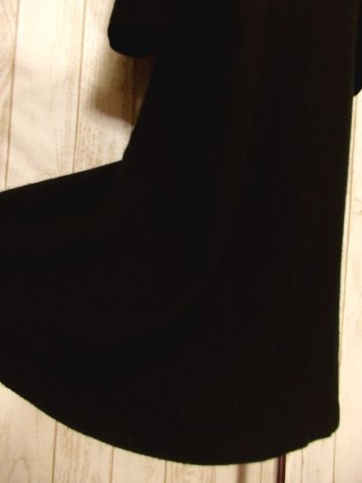 画像2: ONWARD オンワード ニット 大きな襟デザイン 胸元リボン 70年代 クラシカル 長袖 昭和レトロ 国産古着 レトロワンピース 【5633】