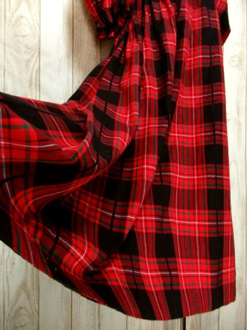 画像2: レトロガーリーなチェック柄 ふんわりパフスリーブ×レトロアンティークボタン 大人ガーリー ディアンドル チロルワンピース ドイツ民族衣装 舞台 演奏会 フォークダンス オクトーバーフェスト 【5649】