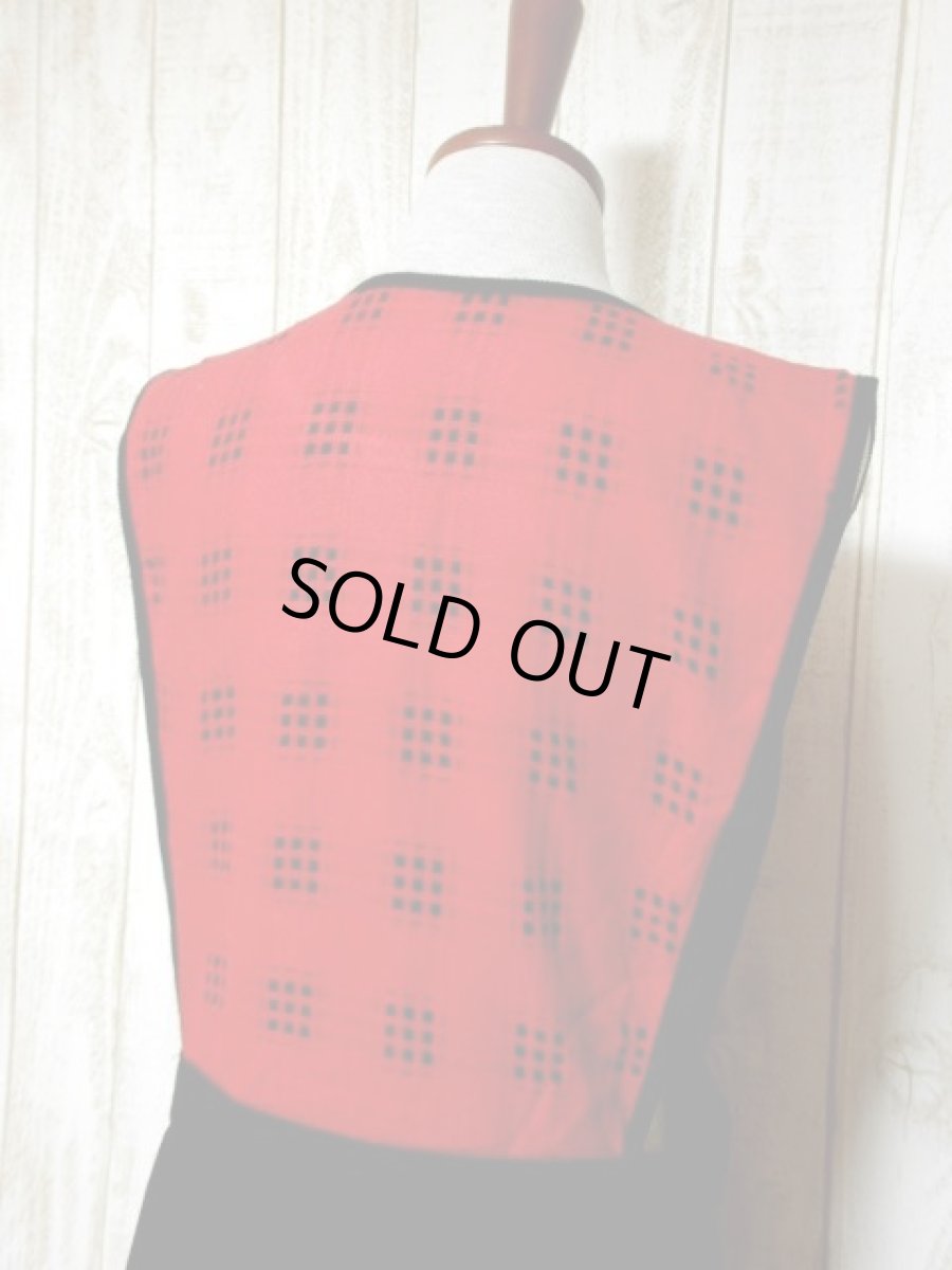 画像6: ドイツ製 エプロンのような切り返しデザインが魅力的 ウッド調ハートボタン 大人クラシカル  ディアンドル チロルワンピース ドイツ民族衣装 舞台 演奏会 フォークダンス オクトーバーフェスト 【5679】 (6)