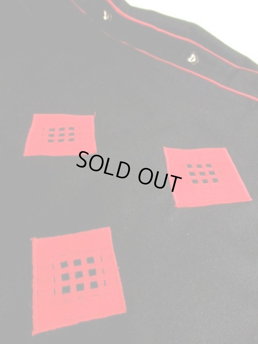 画像15: ドイツ製 エプロンのような切り返しデザインが魅力的 ウッド調ハートボタン 大人クラシカル  ディアンドル チロルワンピース ドイツ民族衣装 舞台 演奏会 フォークダンス オクトーバーフェスト 【5679】 (15)