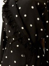 画像9: 上品×大人レトロガーリーDot!!　お花刺繍入りブラックレース装飾♪　めずらしいデザインの大人ヴィンテージドレス (9)
