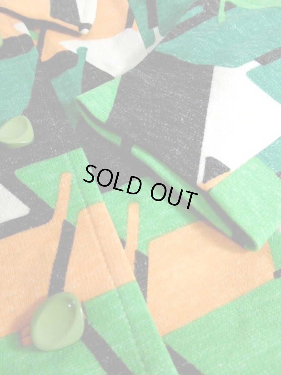 画像17: レトロセットアップ 70年代 グリーン ブラック ホワイト オレンジ 長袖 ポップ古着 (17)