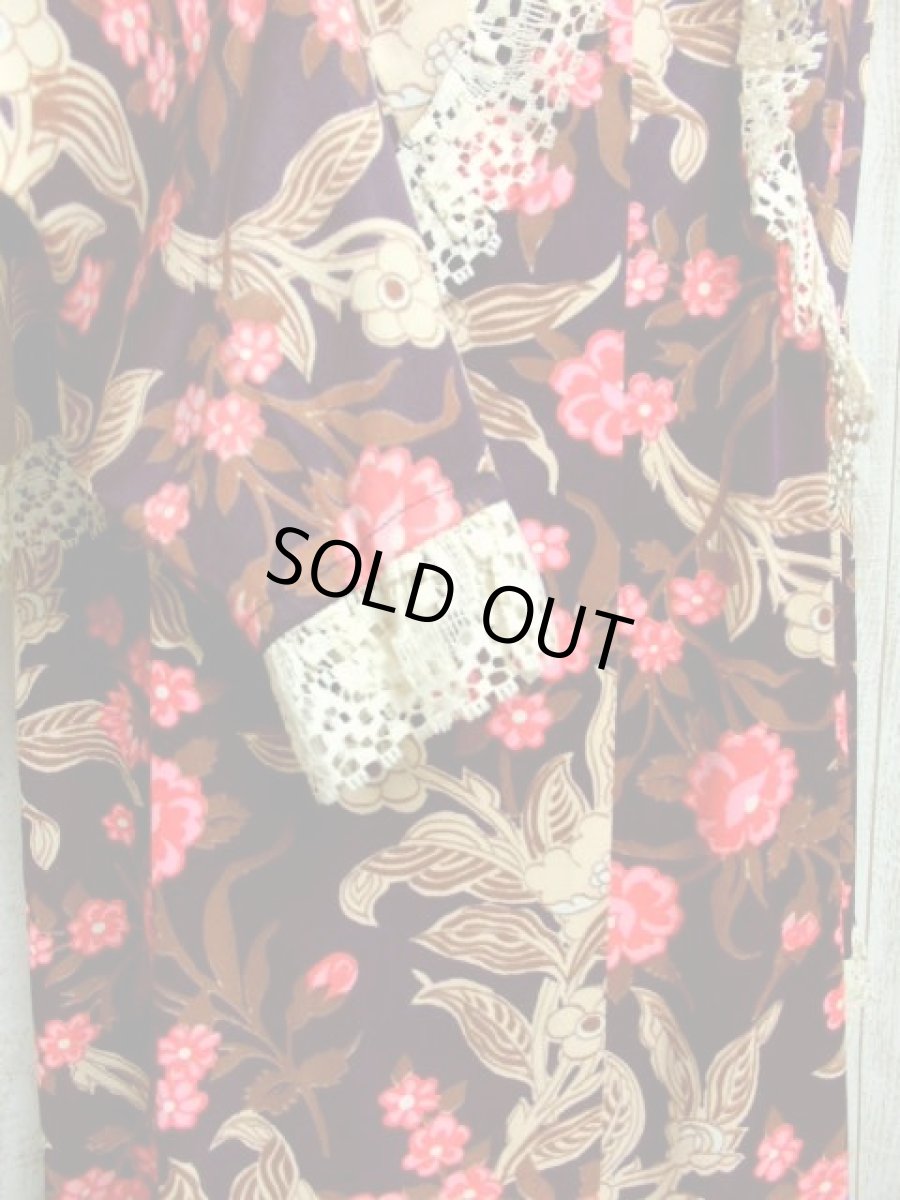 画像8: 70's 花柄 レース 切り替えし レトロ 長袖 USA古着 ヴィンテージマキシワンピース 【5763】 (8)