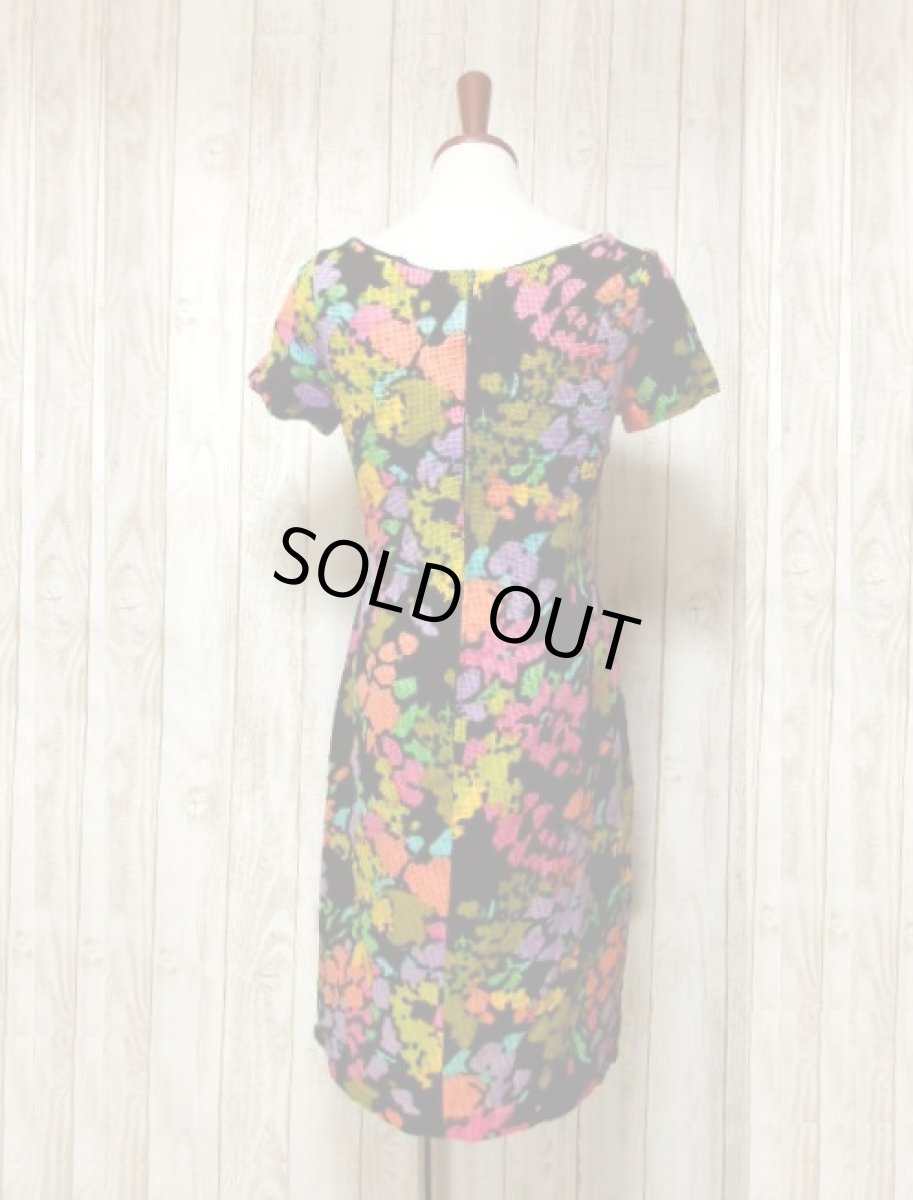 画像5: 70's サイケ ブラック カラフル アート柄 半袖 レトロ ヨーロッパ古着 ヴィンテージワンピース (5)