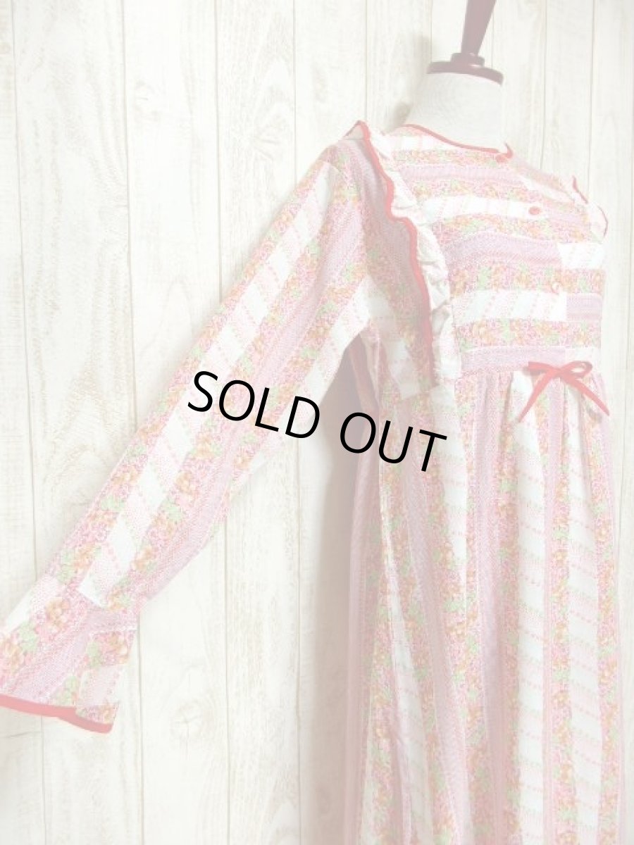 画像4: フリル 花柄 ウエストリボン 長袖 レトロ ガーリー ヨーロッパ古着 ヴィンテージドレス 【5940】 (4)