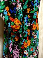 画像8: ヨーロッパ古着　70'sレトロサイケVintage!!!Flower×キラリと光るラメ織りデザインが素晴らしい!!ヨーロピアンヴィンテージドレス　パーティースタイルにも　Black (8)