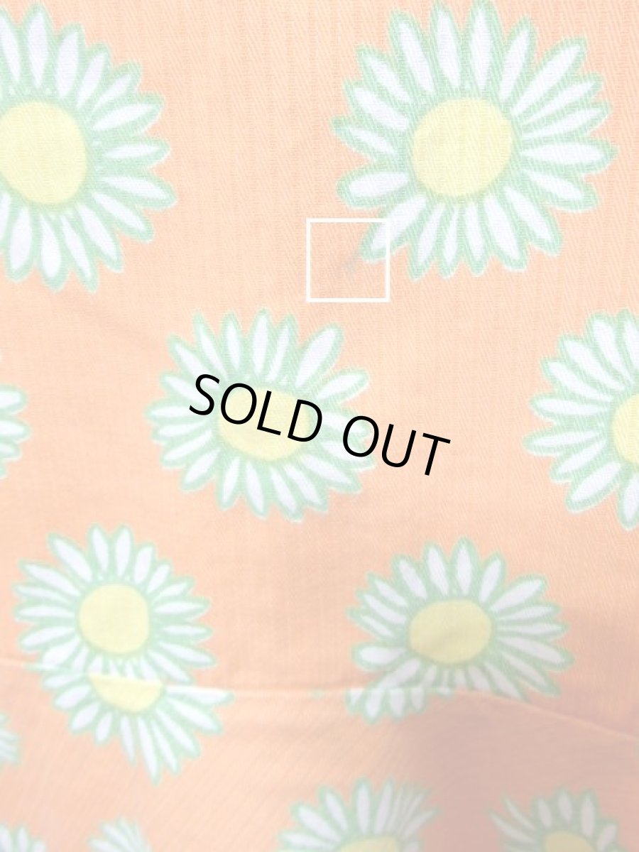 画像6: ☆　ヨーロッパ子供古着　vintageキッズ　レトロポップフラワー　リボン装飾　ヴィンテージキッズチュニックワンピース　size120ｃｍ　kids＆baby　☆ (6)