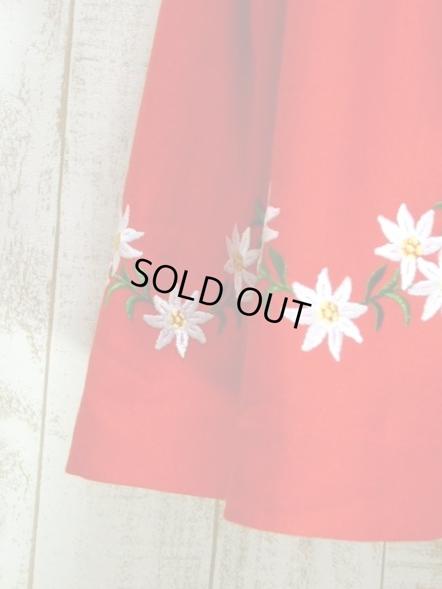 画像10: お花刺繍 レッド フロントジッパー ノースリーブ クラシカル ディアンドル チロルワンピース ドイツ民族衣装 舞台 演奏会 フォークダンス オクトーバーフェスト 【6072】 (10)