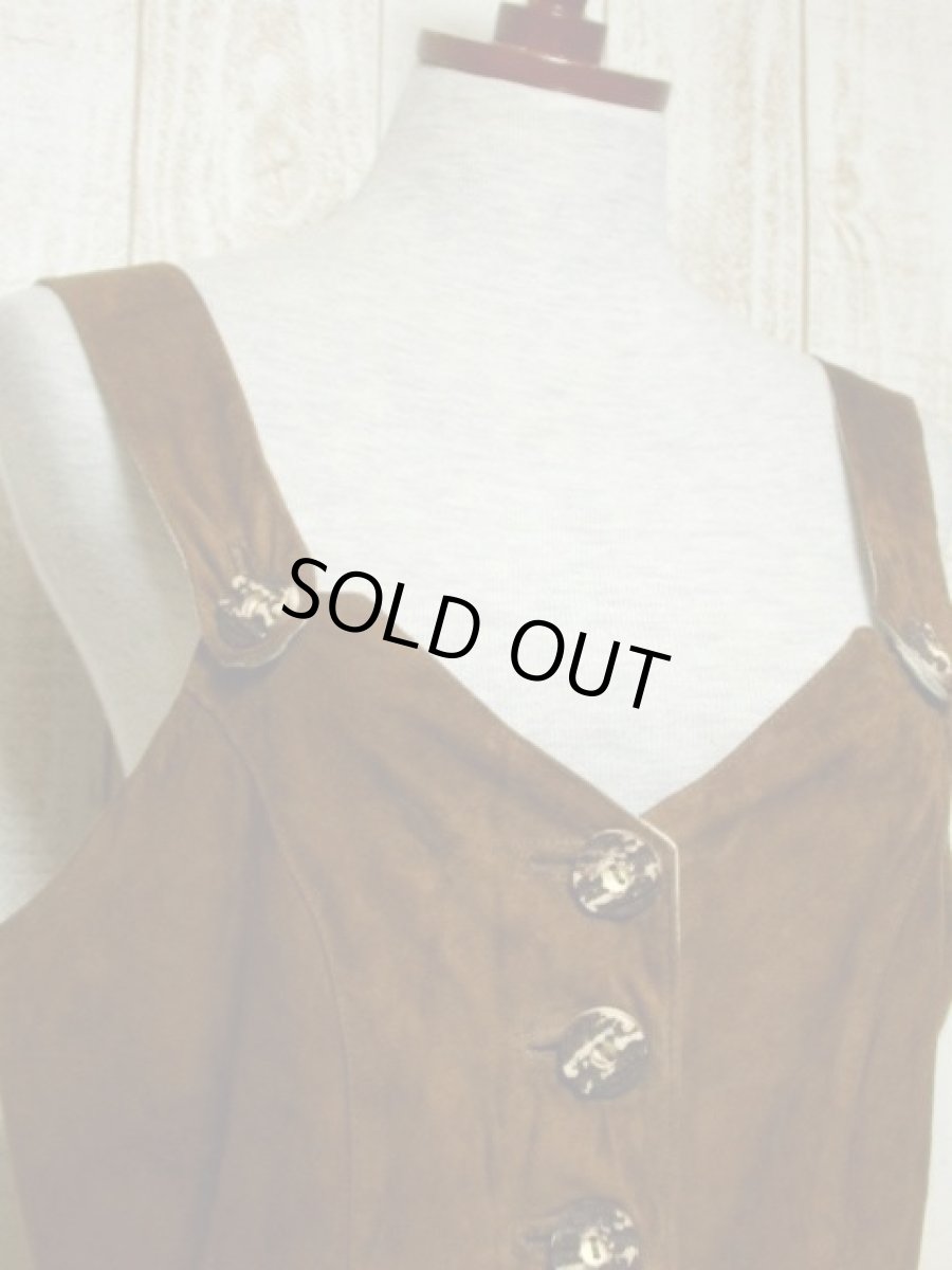 画像3: ぷっくりお花刺繍×大きなウッド調ボタン 大人フォークロア×切り替えしデザイン 前開き可能 ディアンドル チロルワンピース ドイツ民族衣装 舞台 演奏会 フォークダンス オクトーバーフェスト 【6117】 (3)