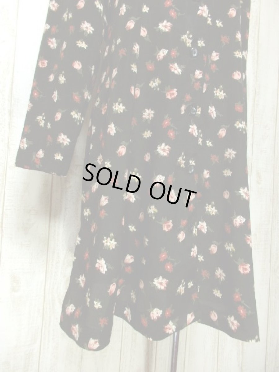 画像10: 70年代 花柄 前開き ブラック 長袖 昭和レトロ 国産古着 レトロシャツワンピース 【6135】  (10)