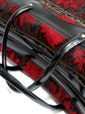 画像4: クラシカル模様織り ブラック レッド 鍵付 大きめサイズ 重厚感 レディース レトロ ハンド 鞄 バッグ【6186】 (4)