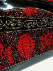 画像3: クラシカル模様織り ブラック レッド 鍵付 大きめサイズ 重厚感 レディース レトロ ハンド 鞄 バッグ【6186】 (3)