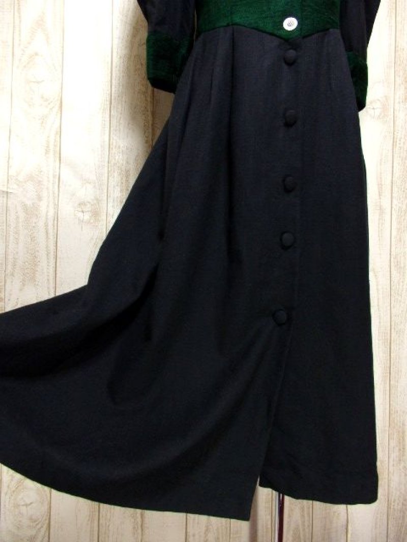 画像2: リネン お花刺繍 ネイビー グリーン 切り替えし 袖あり 前開き フォークロア クラシカル ディアンドル チロルワンピース ドイツ民族衣装 舞台 演奏会 フォークダンス オクトーバーフェスト 【Y6238】