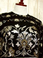 画像3: ヨーロッパ古着　贅沢なクラシカル模様織りが素晴らしい!!パーティースタイルにも♪上品大人クラシカルなヨーロピアンヴィンテージドレス　Black (3)