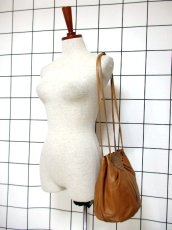 画像2: 巾着型 レザー ブラウン レディース ヴィンテージ ショルダー 鞄 バッグ【6395】 (2)