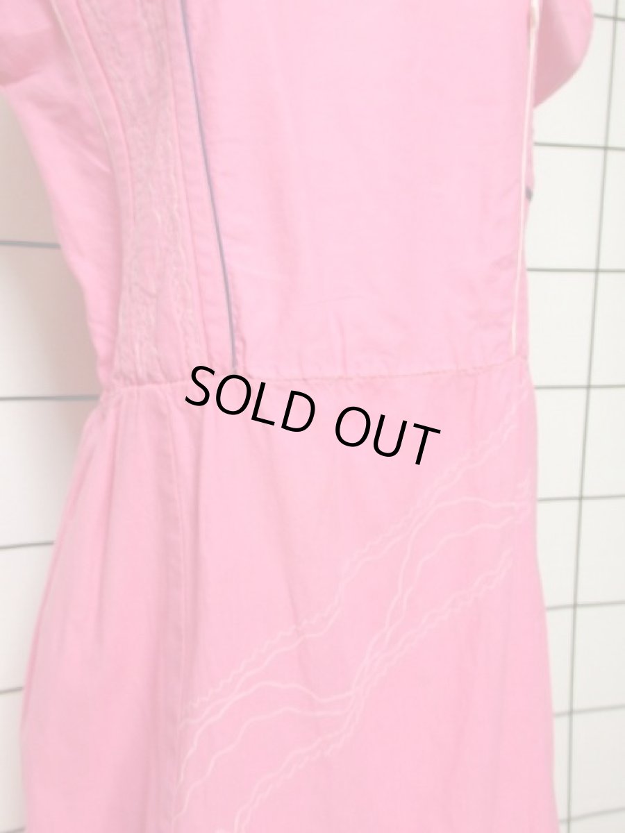 画像9: ピンク ステッチ入り レトロ ヨーロッパ古着 ヴィンテージワンピース【6407】 (9)