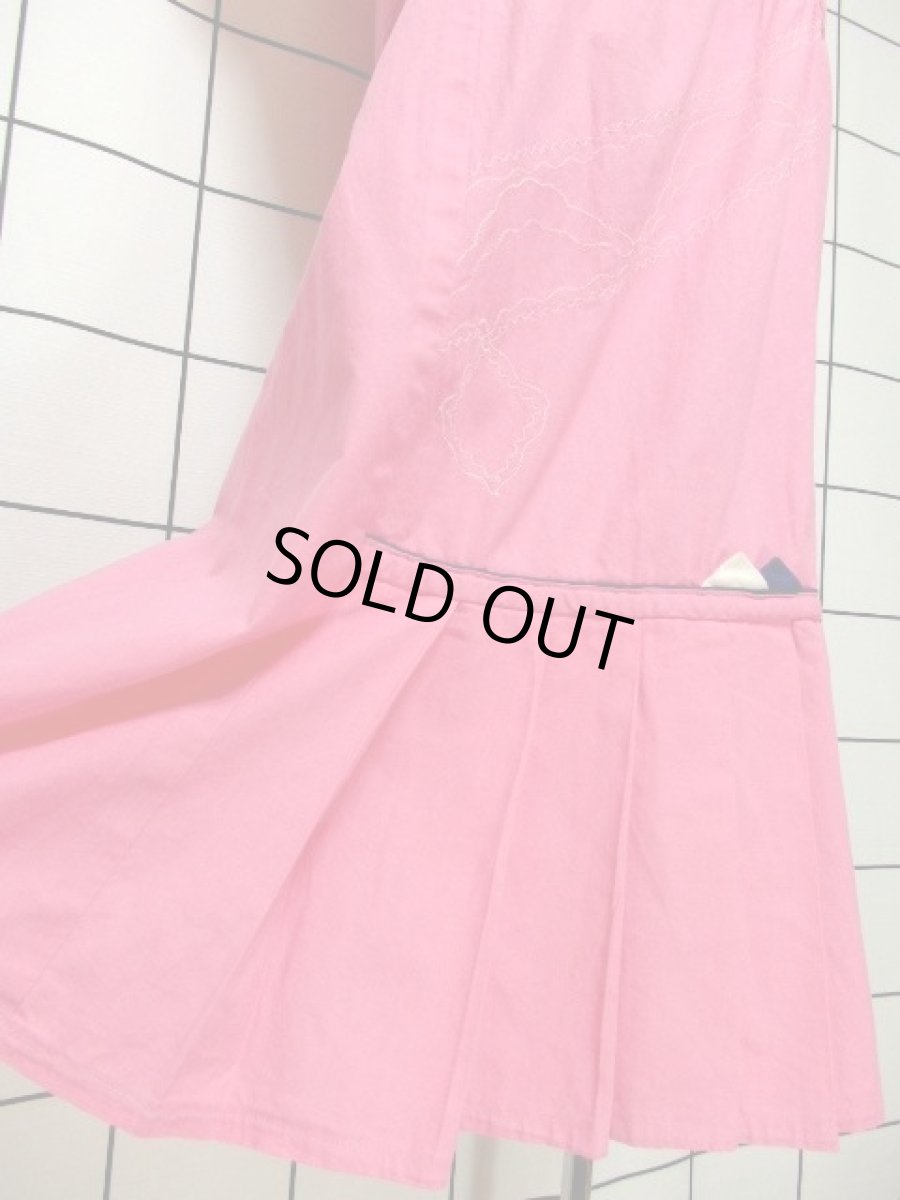 画像4: ピンク ステッチ入り レトロ ヨーロッパ古着 ヴィンテージワンピース【6407】 (4)