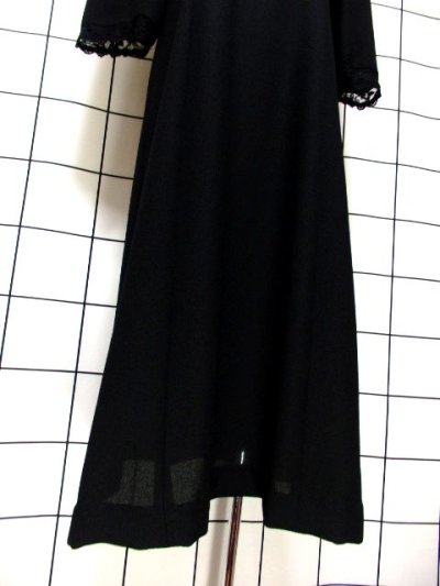 画像2: フラワーレースで上品なフォーマルデザイン♪Black Collar★70's大人クラシカルなヴィンテージドレス