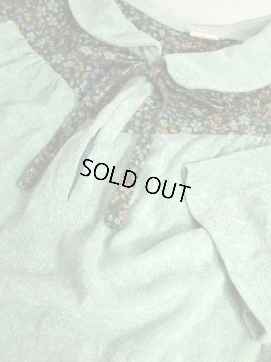 画像9: 小花柄 グリーン 首元ウエストリボン 切り替えし 半袖 レトロ USA古着 ヴィンテージワンピース (9)