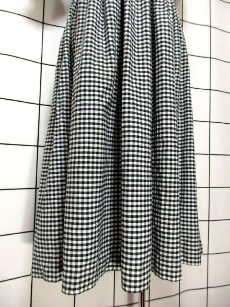 画像2: ギンガムチェック ストライプ ブラック ホワイト グレー 西ドイツ製 パフスリーブ袖 ガーリー クラシカル ディアンドル チロルワンピース ドイツ民族衣装 舞台 演奏会 フォークダンス オクトーバーフェスト 【6574】