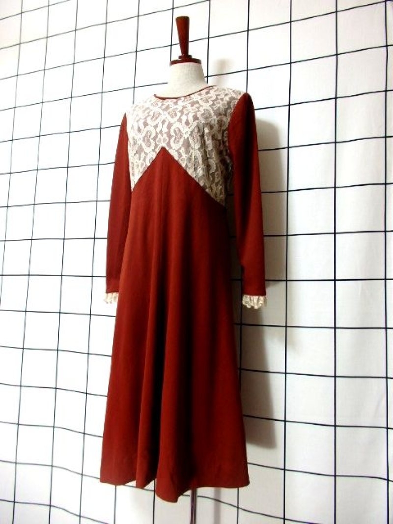 画像1: 70年代 アンティークレース リボンモチーフ 長袖 クラシカル ガーリー パーティースタイル ヨーロッパ古着 ヴィンテージドレス 【6595】