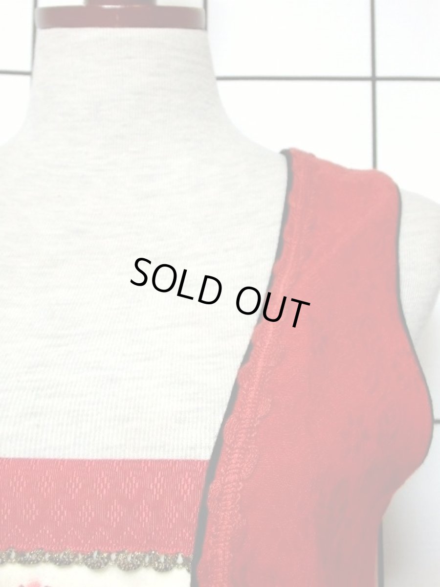 画像3: 刺繍 花織り レッド オフホワイト ブラック 重厚感 主役級 ノースリーブ ディアンドル チロルドレス ドイツ民族衣装 舞台 演奏会 フォークダンス オクトーバーフェスト 【Y6681】 (3)