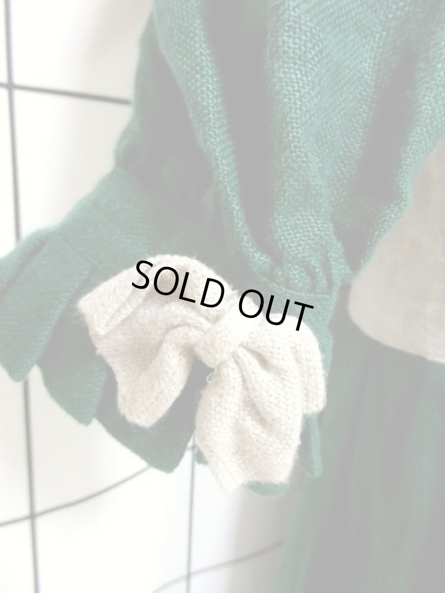 画像10: ディアンドル チロルワンピース ドイツ製 リネン 刺繍パッチ ベージュ グリーン 前開き 袖先リボン ヨーロッパ古着 ドイツ民族衣装 仮装 舞台 演劇 演奏会 ドレス フォークダンス オクトーバーフェスト【6680】 (10)