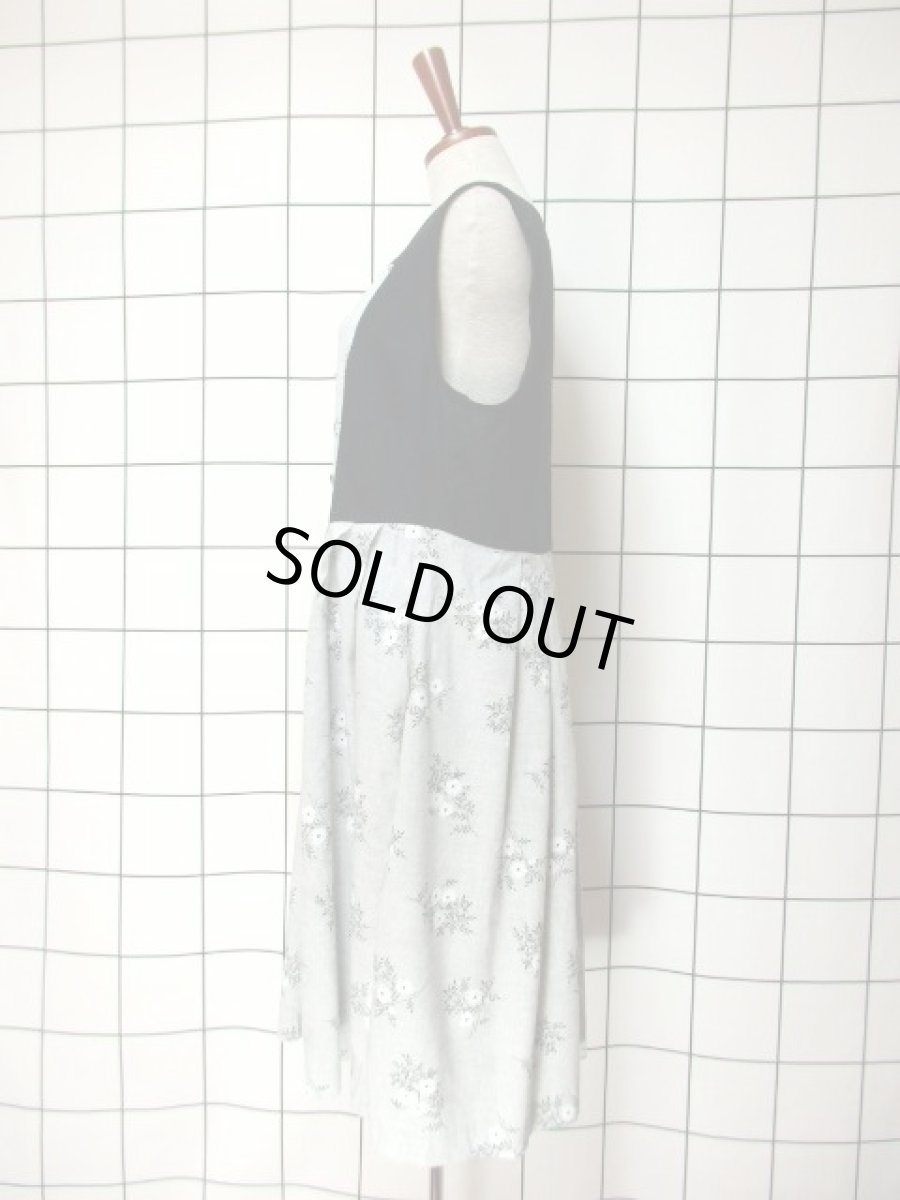 画像7: リネン ブラック グレー モノトーン 切り替えし 花柄 ノースリーブ ディアンドル チロルワンピース ドイツ民族衣装 舞台 演奏会 フォークダンス オクトーバーフェスト 【6739】 (7)