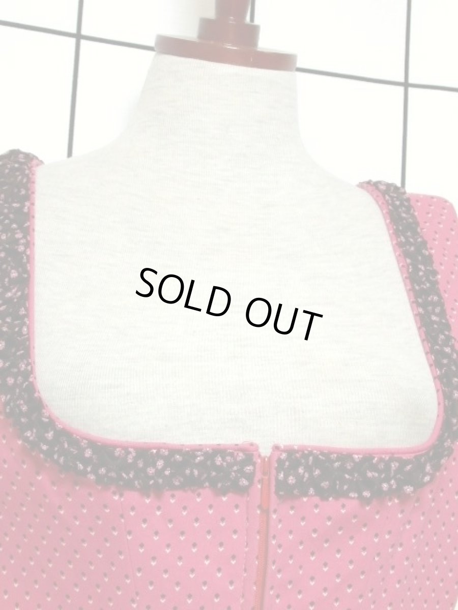 画像3: 小花柄モチーフ  フロントジッパー ノースリーブ ガーリー ディアンドル チロルワンピース ドイツ民族衣装 舞台 演奏会 フォークダンス オクトーバーフェスト 【Y6792】 (3)