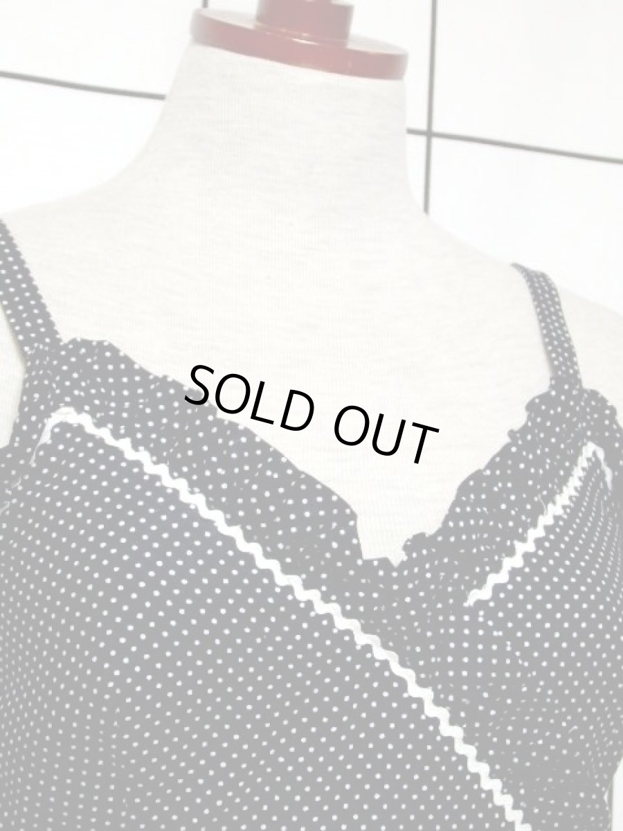 画像3: チロリアン調 ドット 花刺繍 チロルテープ フリル ブラック ホワイト クラシカル ノースリーブ レトロ ガーリー ヨーロッパ古着 ヴィンテージドレス (3)