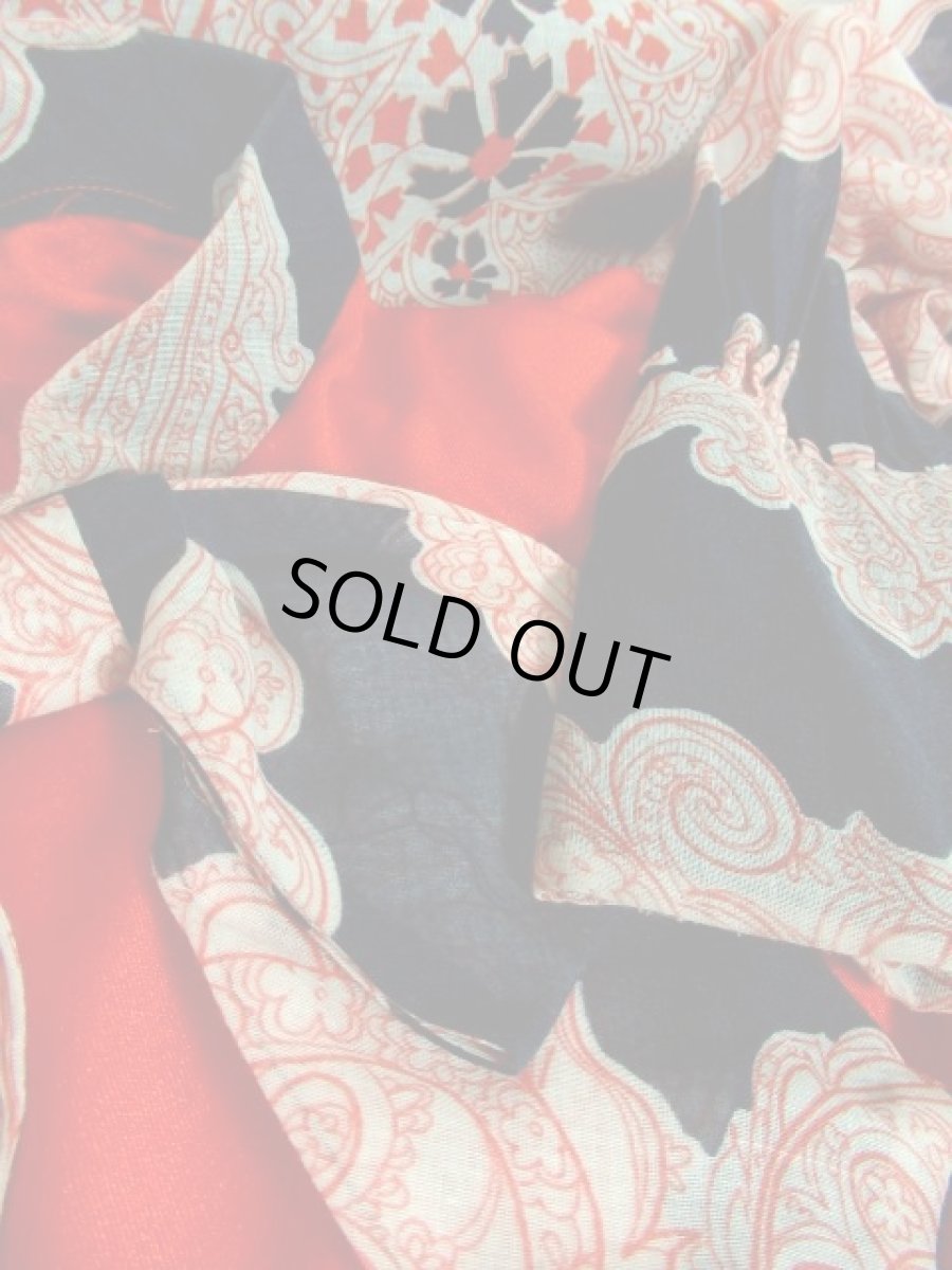 画像13: ペイズリーモチーフ 首元リボンタイ レッド ネイビー 長袖 レトロ ヨーロッパ古着 ヴィンテージマキシ丈ドレス 【4944】  (13)