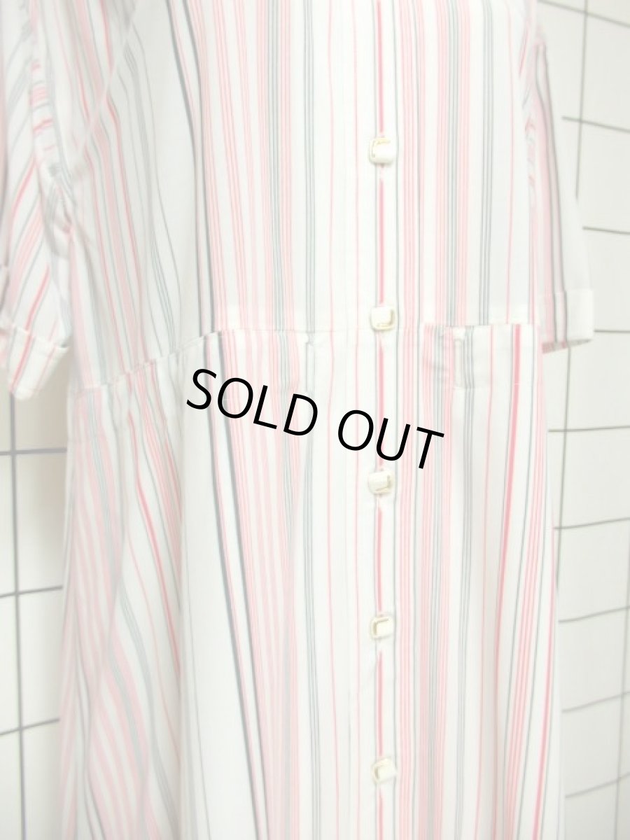 画像10: ストライプ ホワイト 前開き 70's 半袖 昭和レトロ 国産古着 レトロシャツワンピース【3589】 (10)