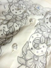 画像15: スペイン製 お花刺繍 カットワークデザイン ホワイト 白 前開き クラシカル レトロ ノースリーブ ヨーロッパ古着 ヴィンテージワンピース 【6028】 (15)