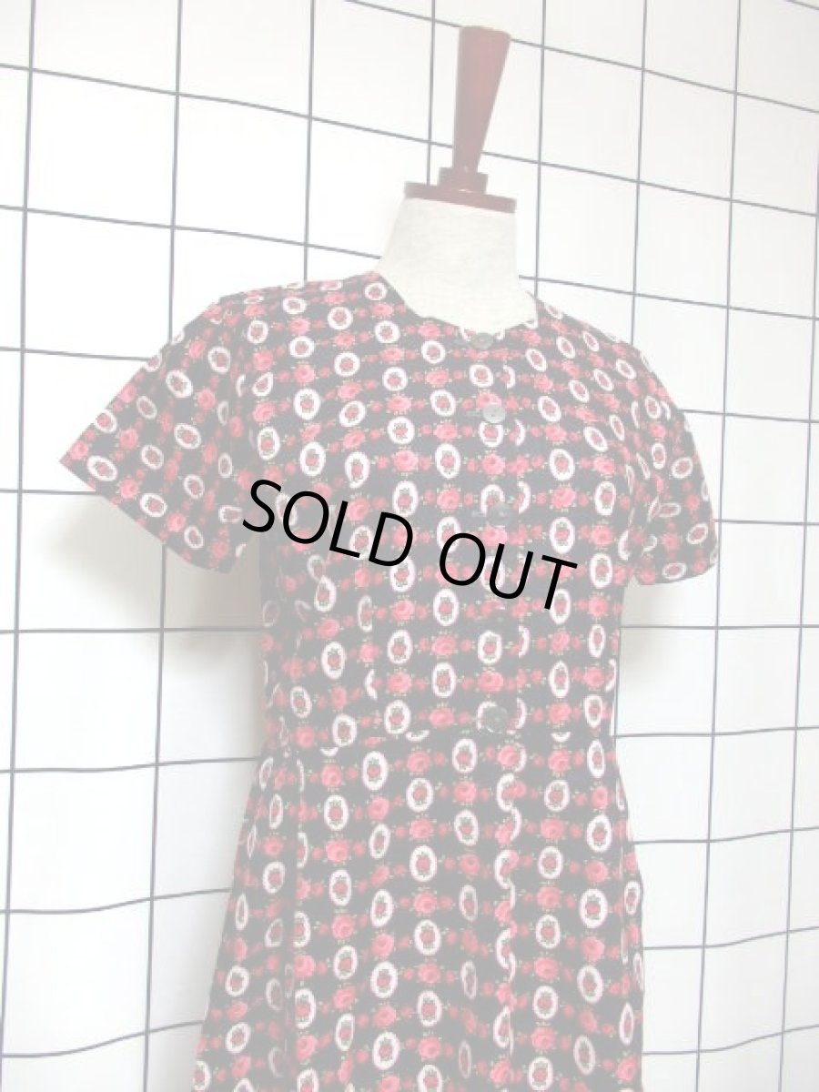 画像7: 70's 花柄 ブラック 半袖 レトロ ガーリー ヨーロッパ古着 ヴィンテージドレス【5961】 (7)